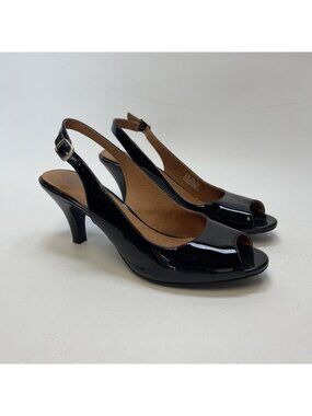 CLARKS Artisan Shiny Black Leather Heels Women's Shoes Size 9M Peep Toe Preppy